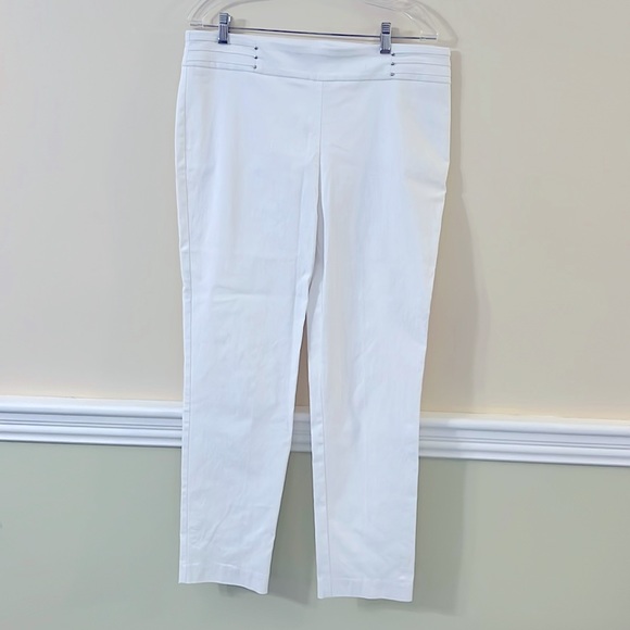 JM COLLECTION Tummy Control White Pullon Ankle Tailored Pants NWOT - Picture 2 of 9